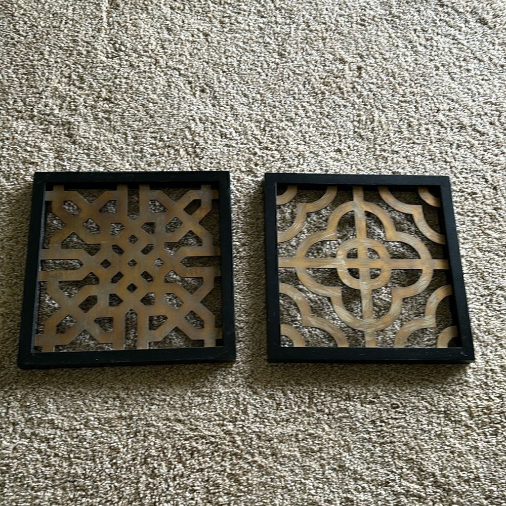 Set of 2 Square Wood Ornate Wall Decor Hanging Black Gold Carvings - Picture 4 of 7